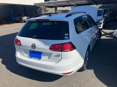VOLKSWAGEN GOLF VARIANT