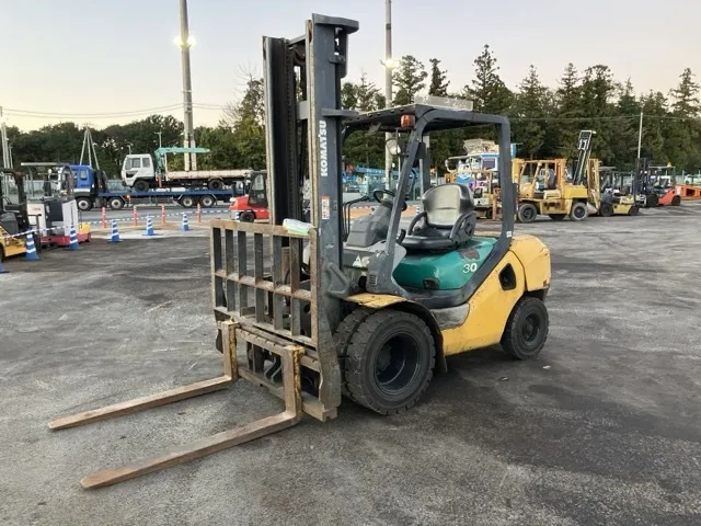 KOMATSU FD30HW-16, 2010 — купить с аукциона Японии